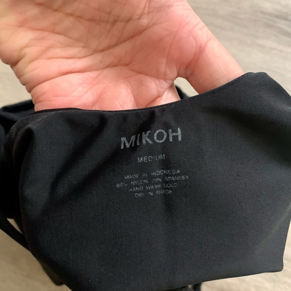 MIKOH black crisscross one piece bikini size M - Picture 6 of 6